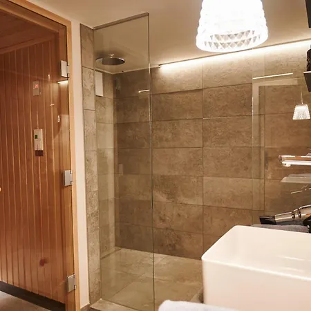 Bed & Breakfast Premium Evi *
